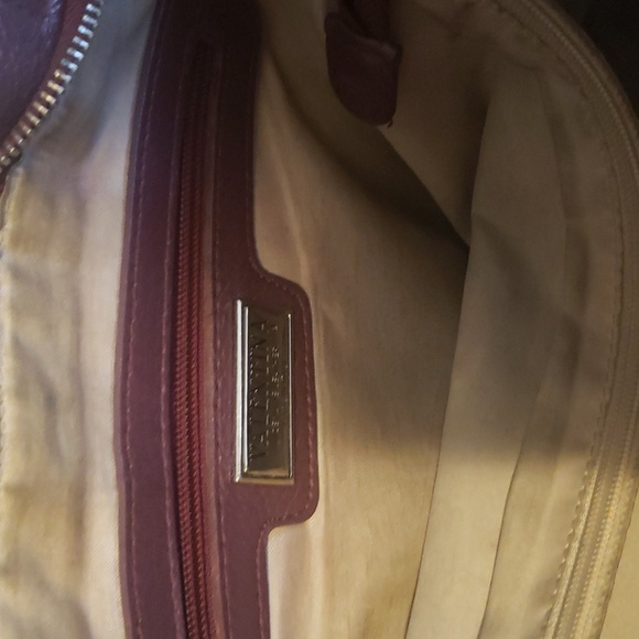 Valentina deep purple leather bag with brown leather handles and strap. - Picture 5 of 5